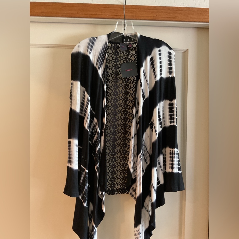 Black and White Tie-Dye Open Vest, size L, nwt